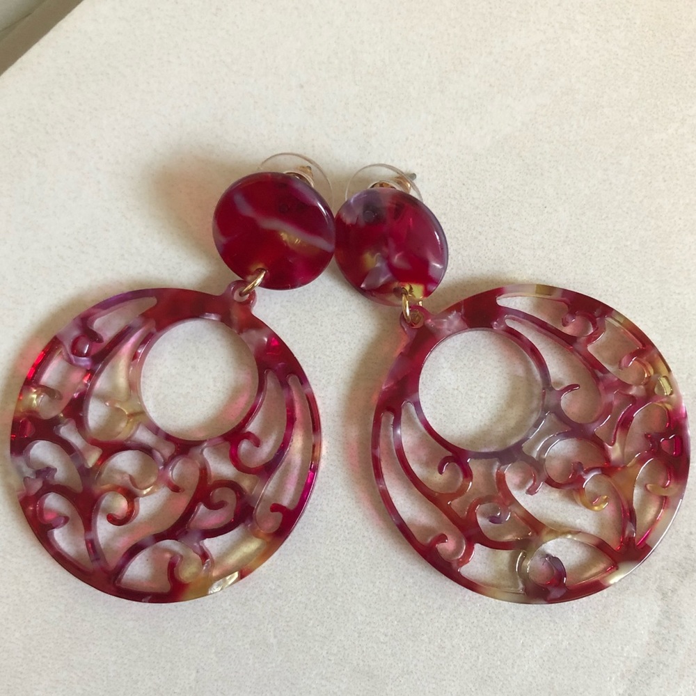 ❤️ Acrylic Filigree Earrings (Red) ❤️